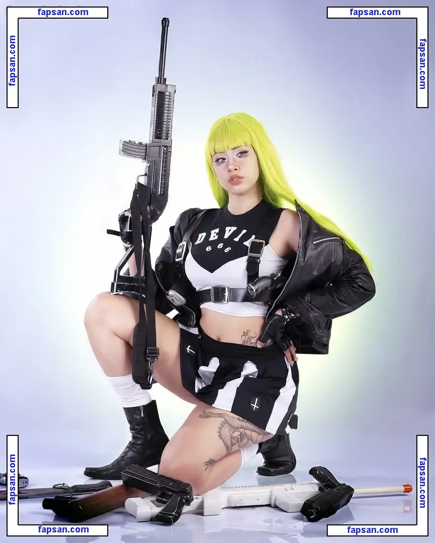 Magic Phyra nude photo #0399 from OnlyFans