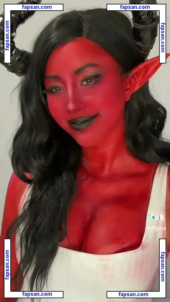 Magic Phyra nude photo #0410 from OnlyFans