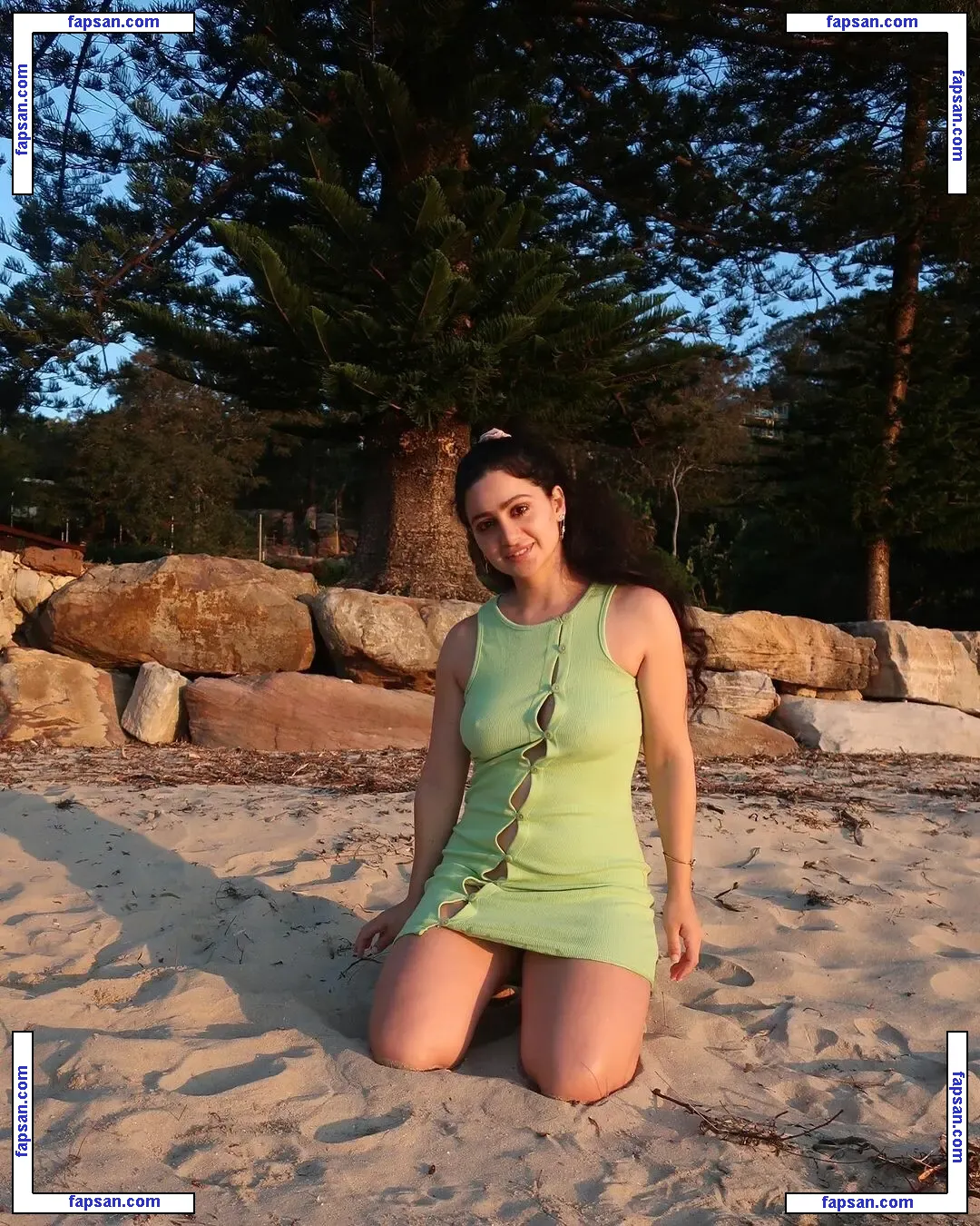 Magida El Dhaybi голая фото #0023 с Онлифанс