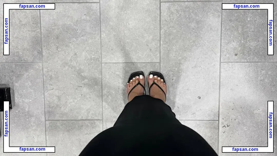 mahsa.mhsnni nude photo #0004 from OnlyFans