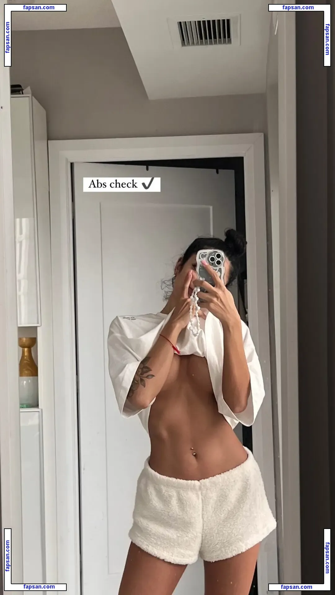 mahsa.mhsnni nude photo #0007 from OnlyFans