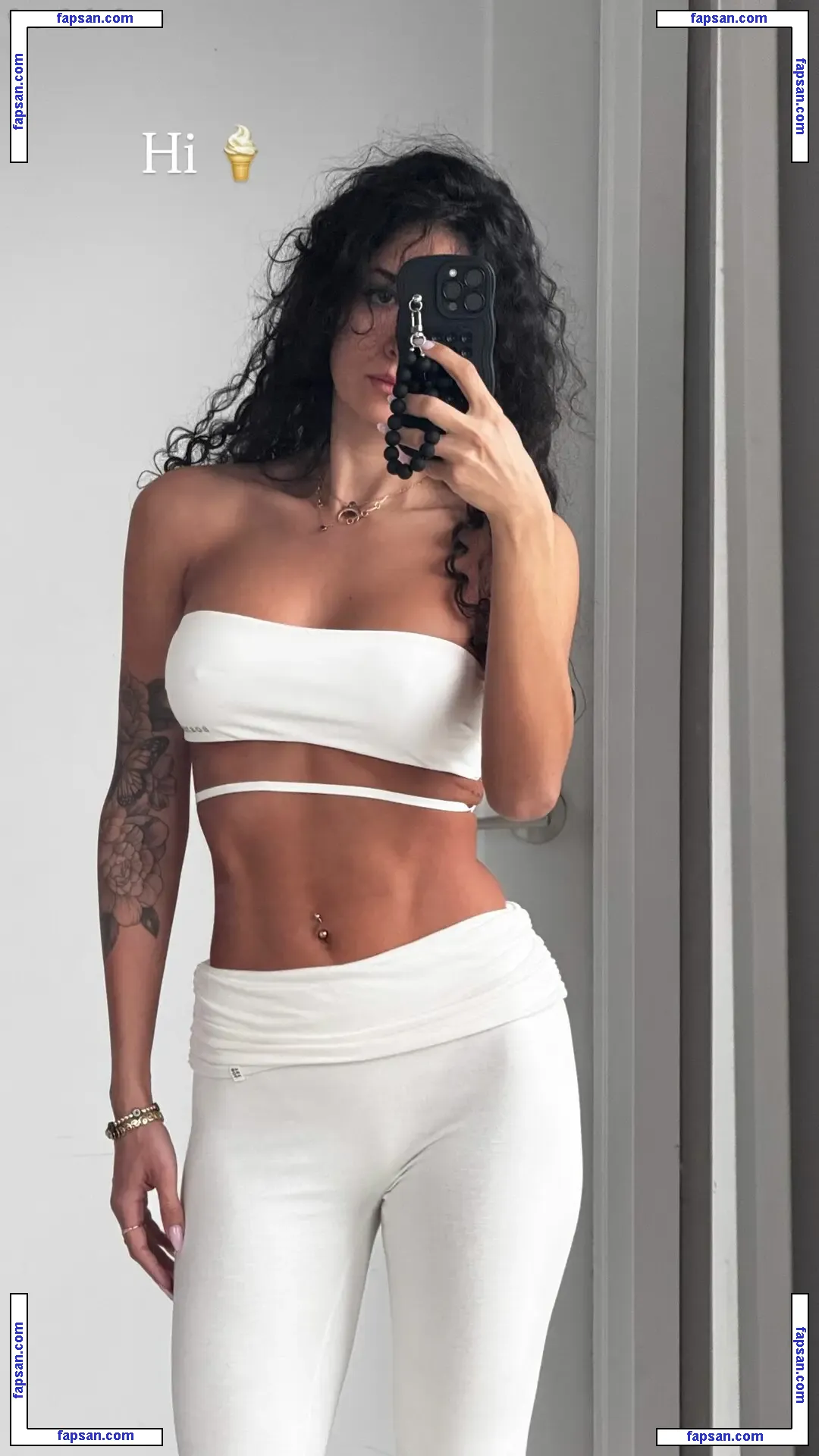 mahsa.mhsnni nude photo #0027 from OnlyFans