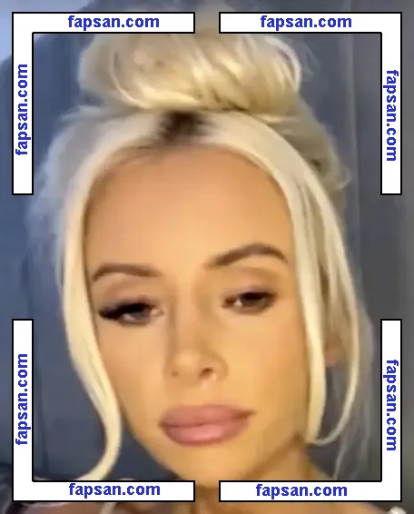 Maiisiebeth nude photo #0002 from OnlyFans