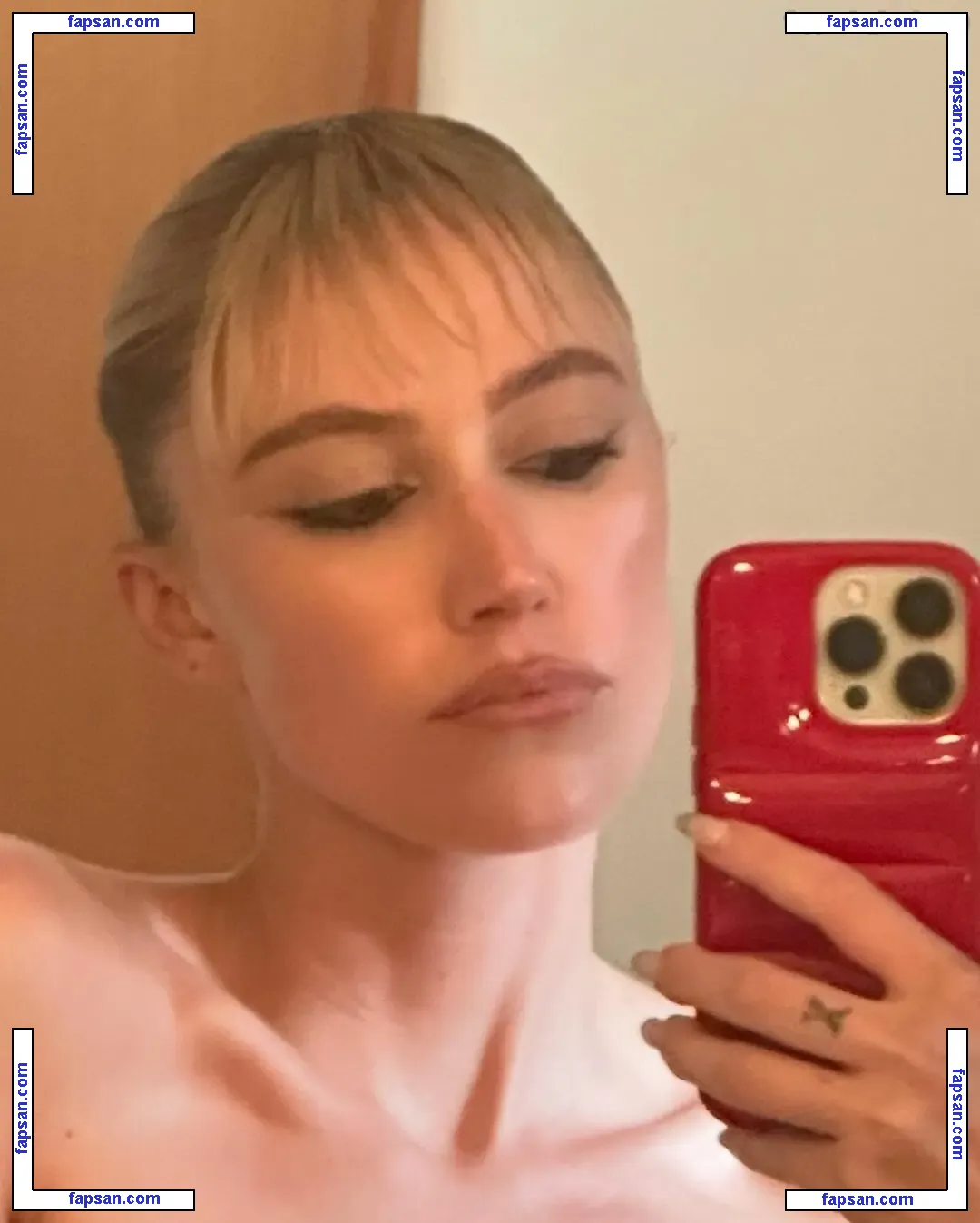 Maika Monroe nude photo #0337 from OnlyFans