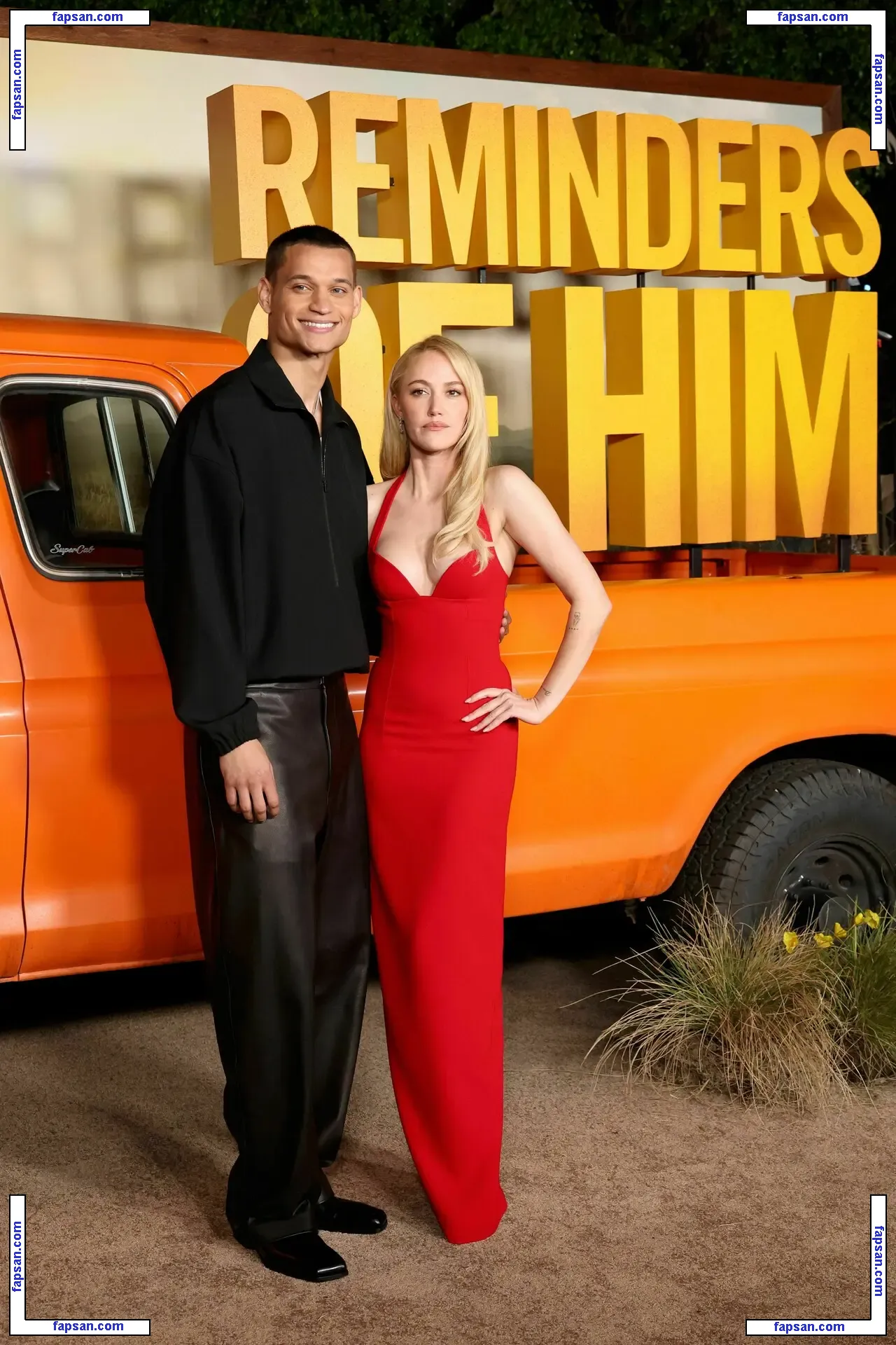 Maika Monroe голая фото #0385 с Онлифанс