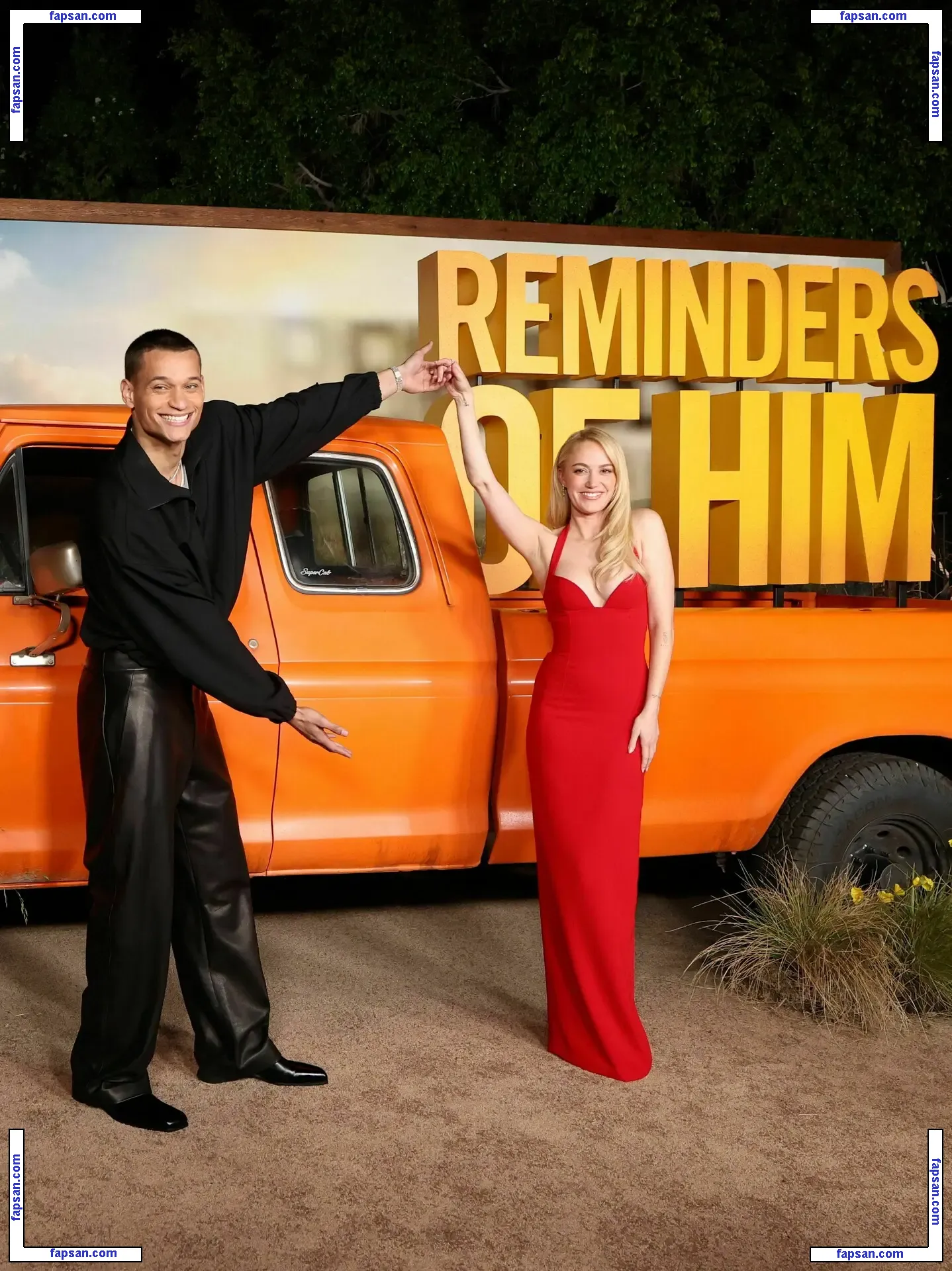 Maika Monroe голая фото #0389 с Онлифанс