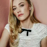 Maika Monroe голая #0361