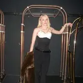 Maika Monroe голая #0367