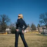 Maika Monroe голая #0370