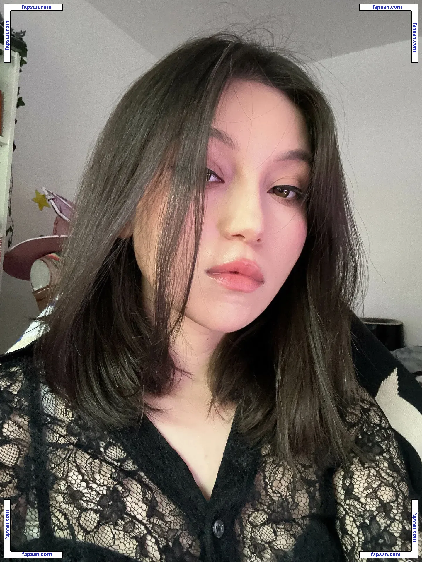 MaiLinh голая фото #0004 с Онлифанс