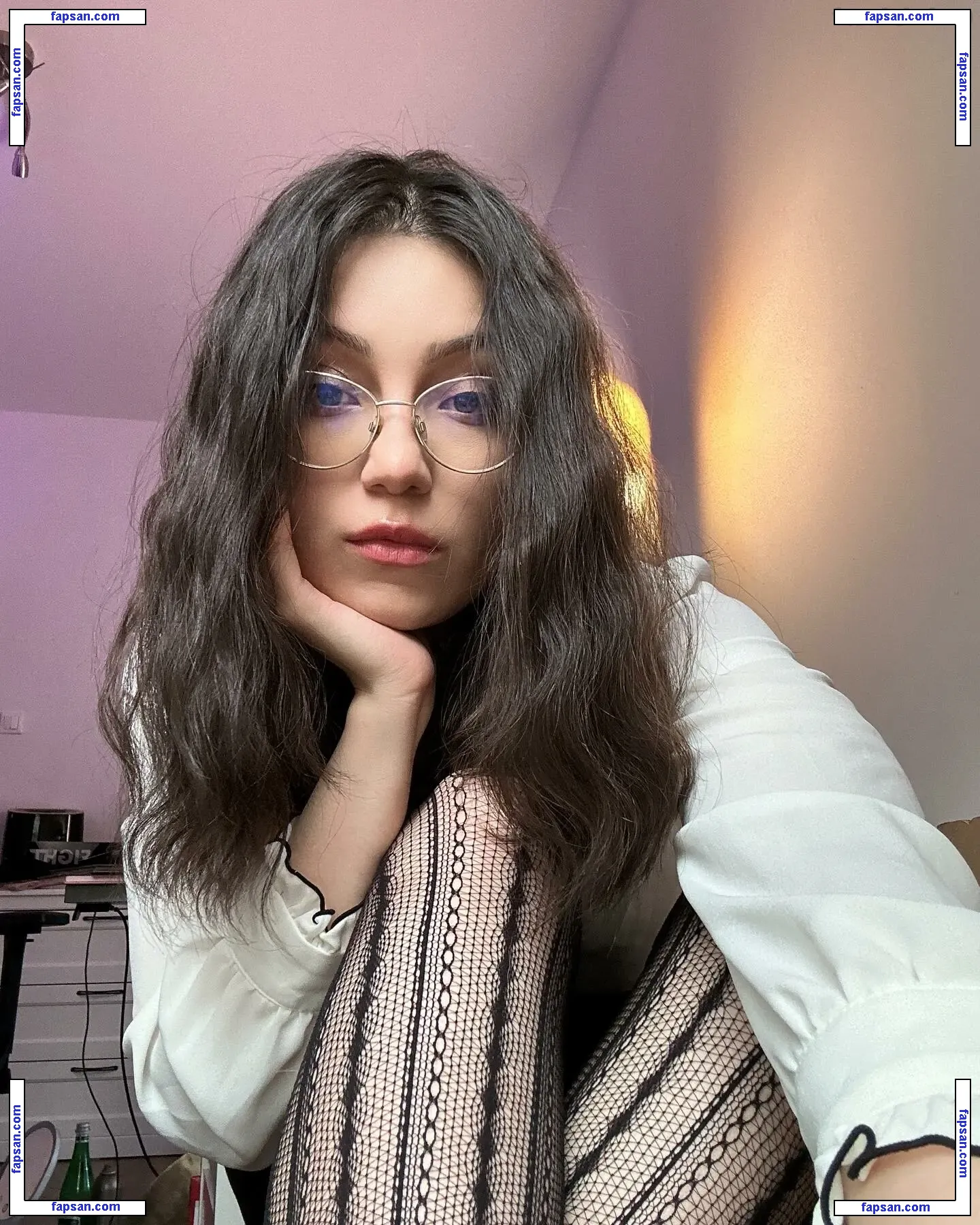 MaiLinh голая фото #0014 с Онлифанс