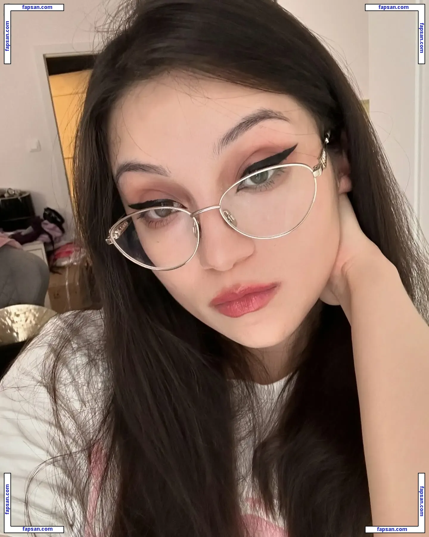 MaiLinh голая фото #0028 с Онлифанс