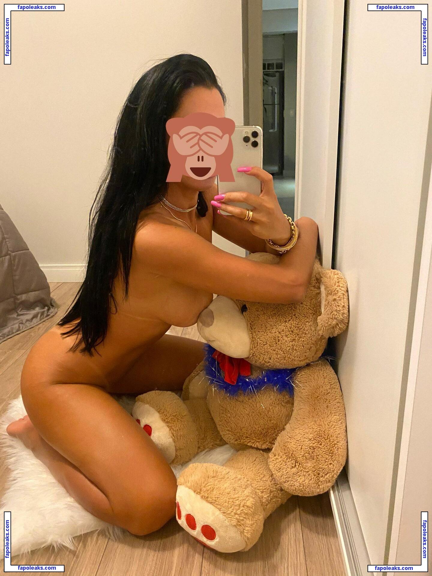 Maira Fraga / mairaufraga / mimithaaa1 / mylafraga nude photo #0008 from OnlyFans