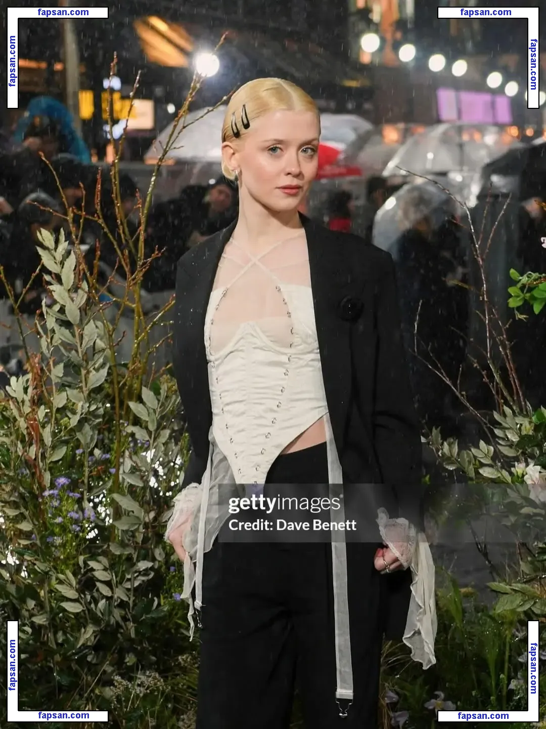 Maisie Peters nude photo #0112 from OnlyFans