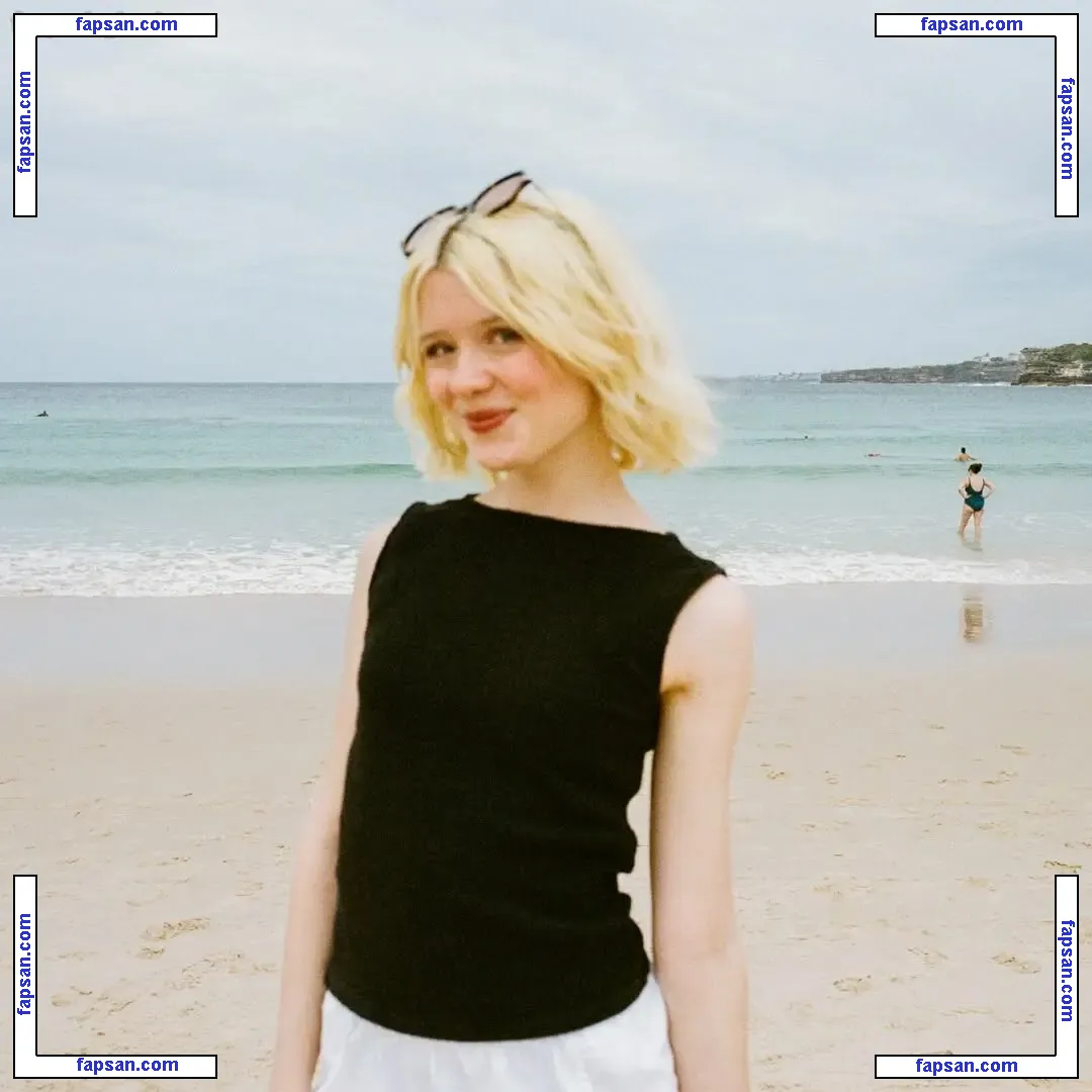 Maisie Peters nude photo #0121 from OnlyFans