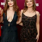 Maisie Smith голая #0662
