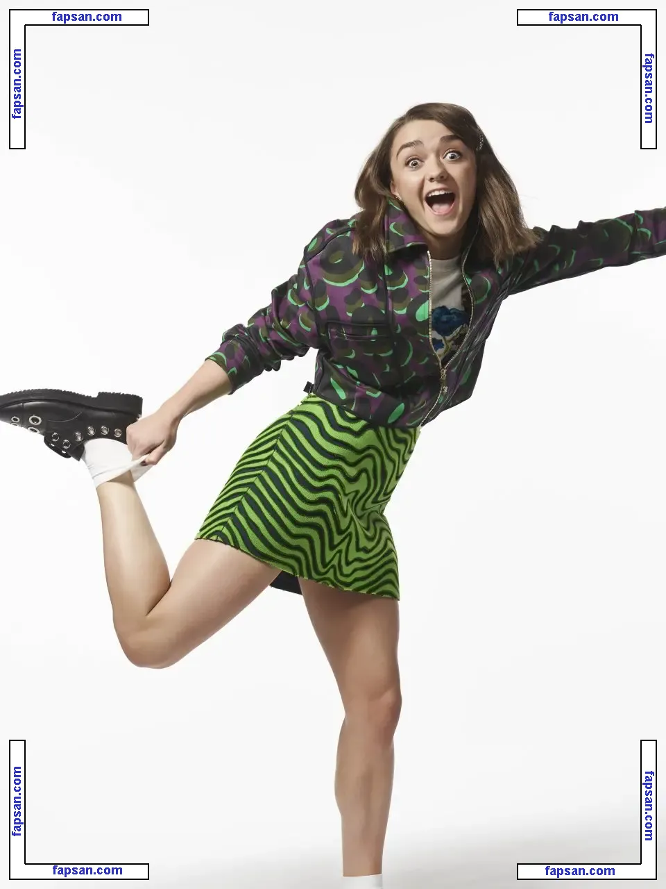 Maisie Williams nude photo #0014 from OnlyFans