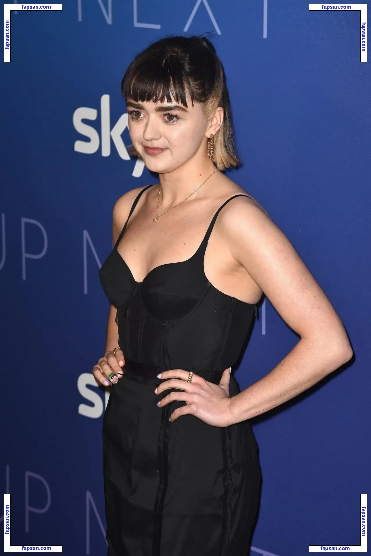 Maisie Williams nude photo #0060 from OnlyFans