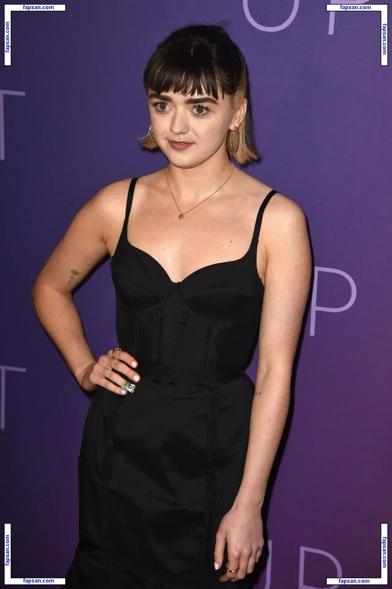 Maisie Williams nude photo #0062 from OnlyFans