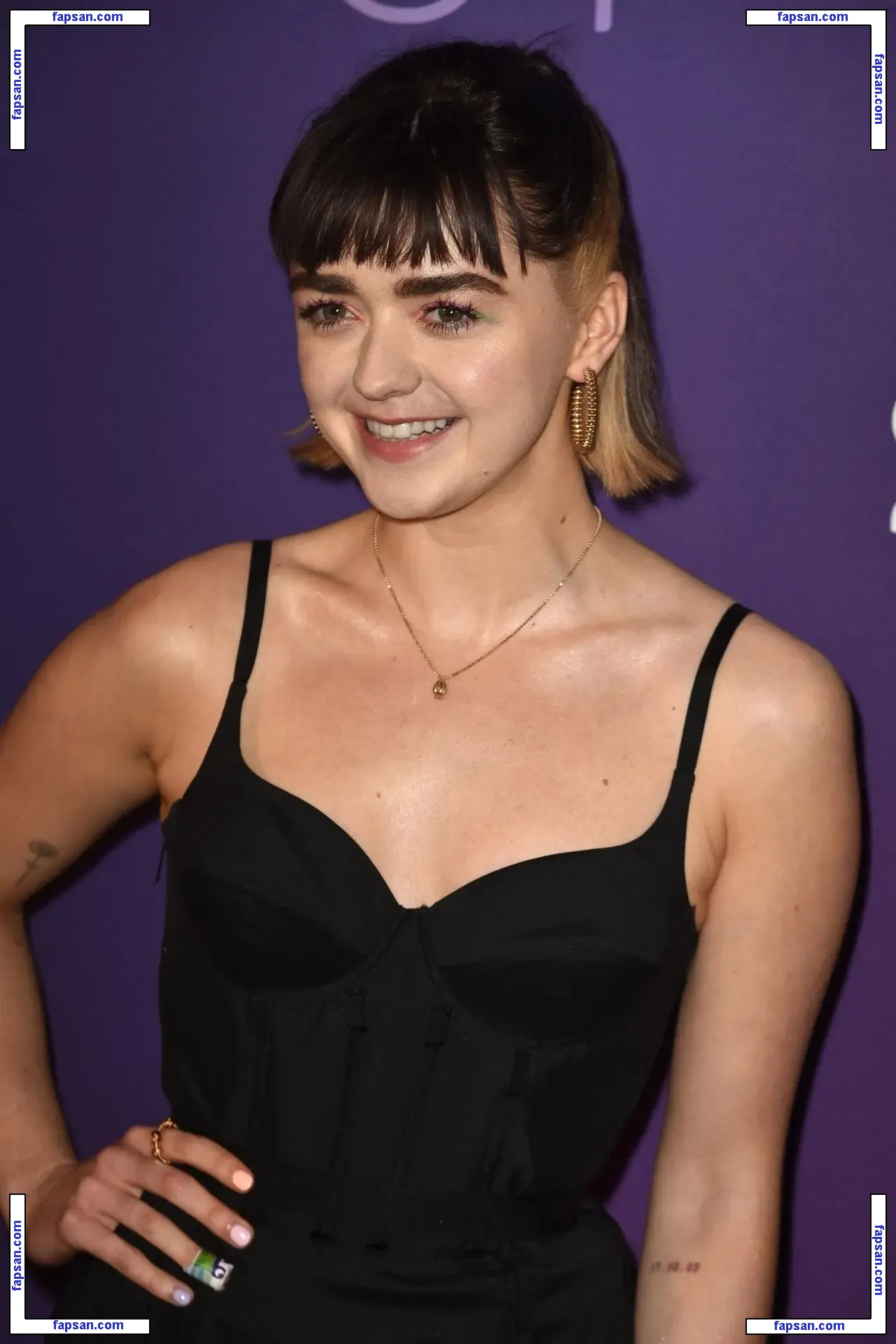 Maisie Williams nude photo #0065 from OnlyFans