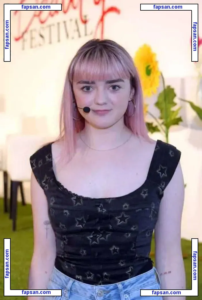 Maisie Williams голая фото #0135 с Онлифанс