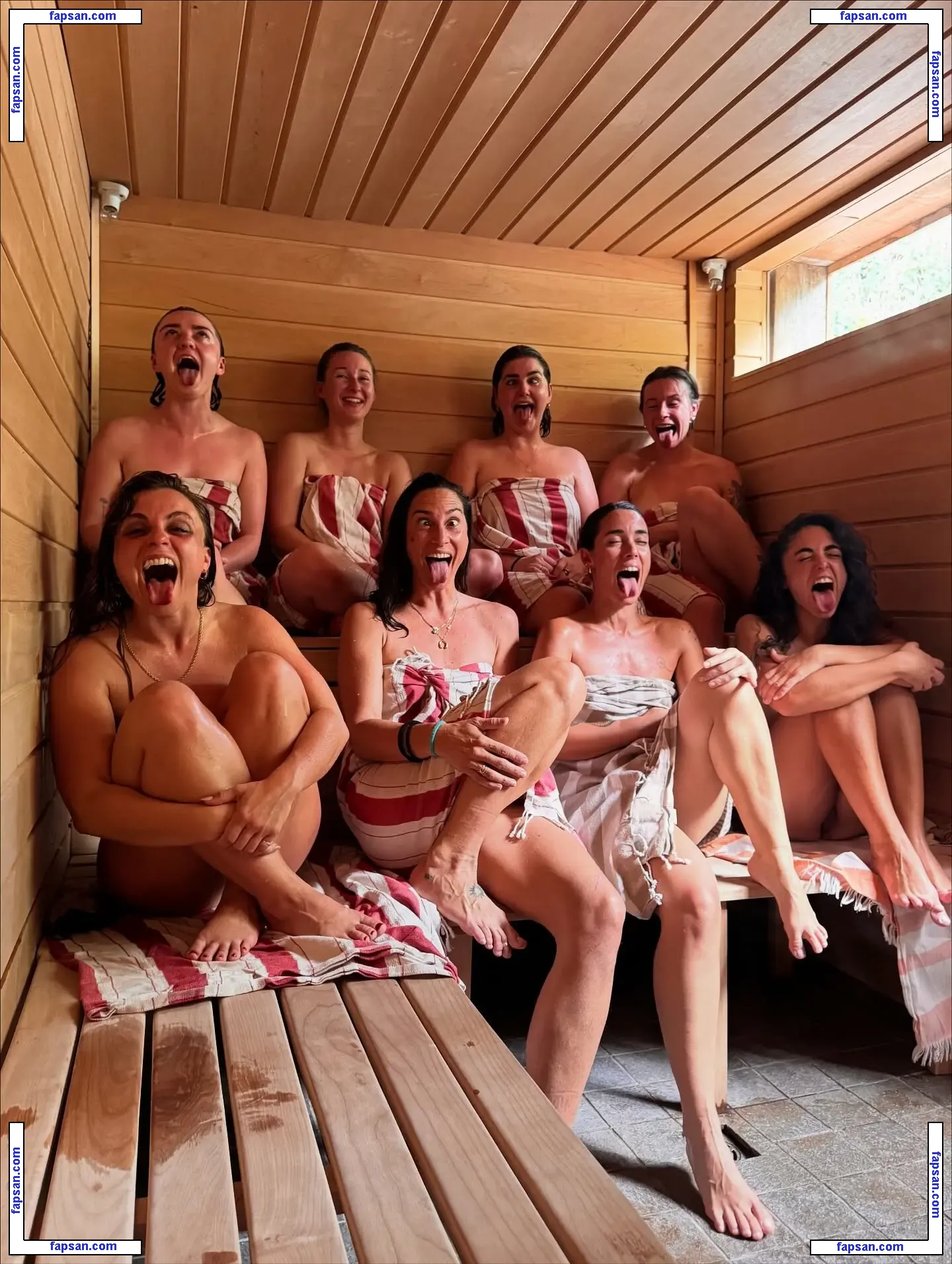 Maisie Williams голая фото #0954 с Онлифанс