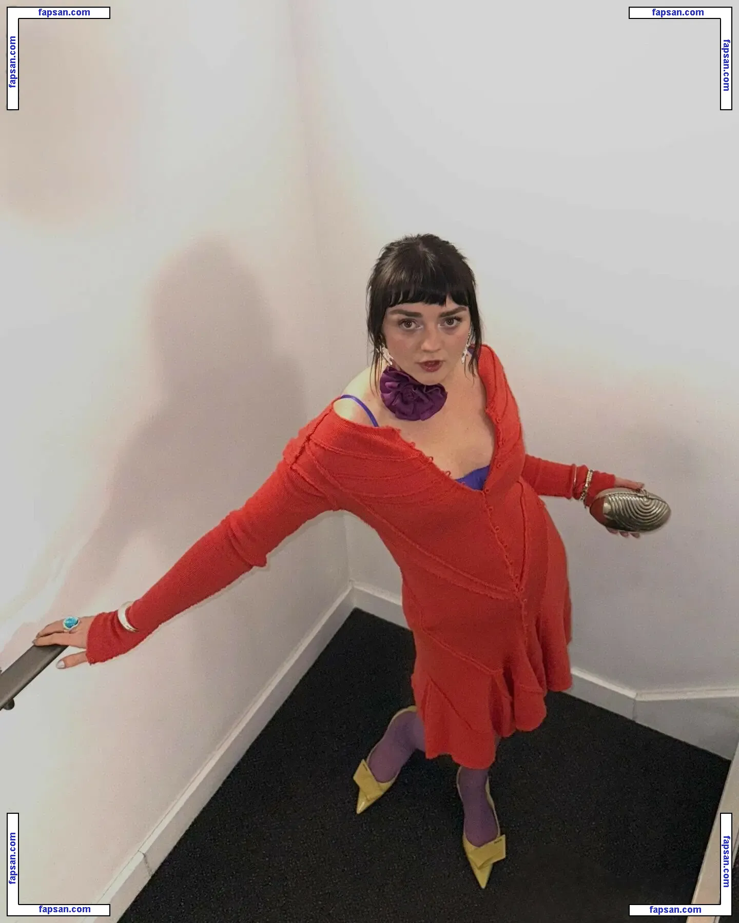 Maisie Williams nude photo #0965 from OnlyFans