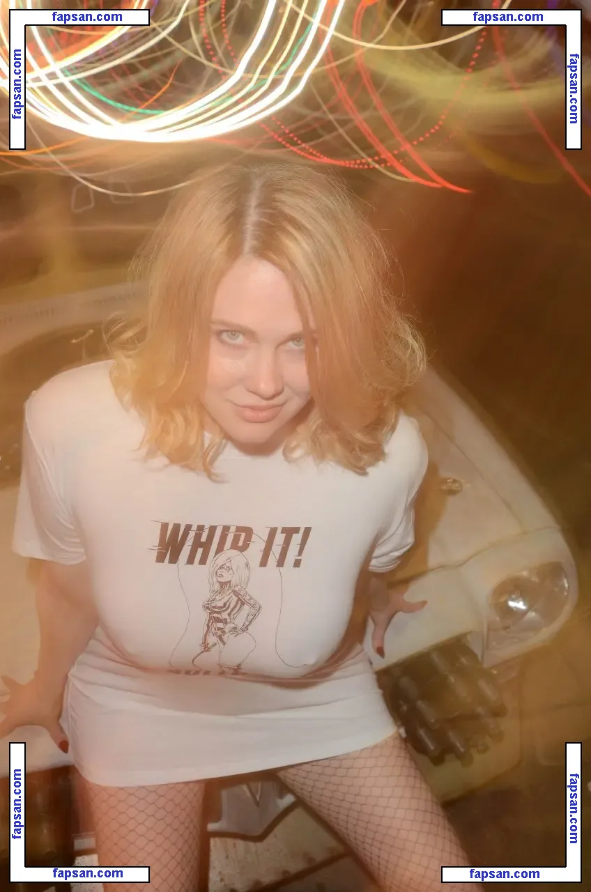 Maitland Ward nude photo #3736 from OnlyFans
