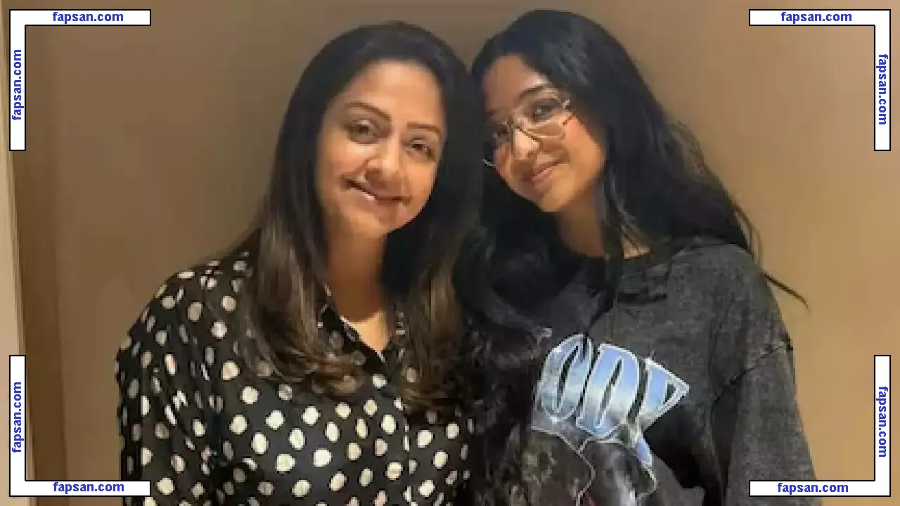 Maitreyi nude photo #0009 from OnlyFans