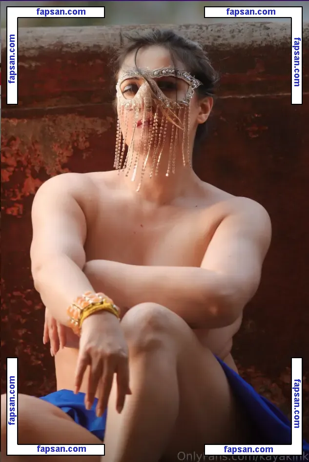 Maitri Ramaiya голая фото #0005 с Онлифанс