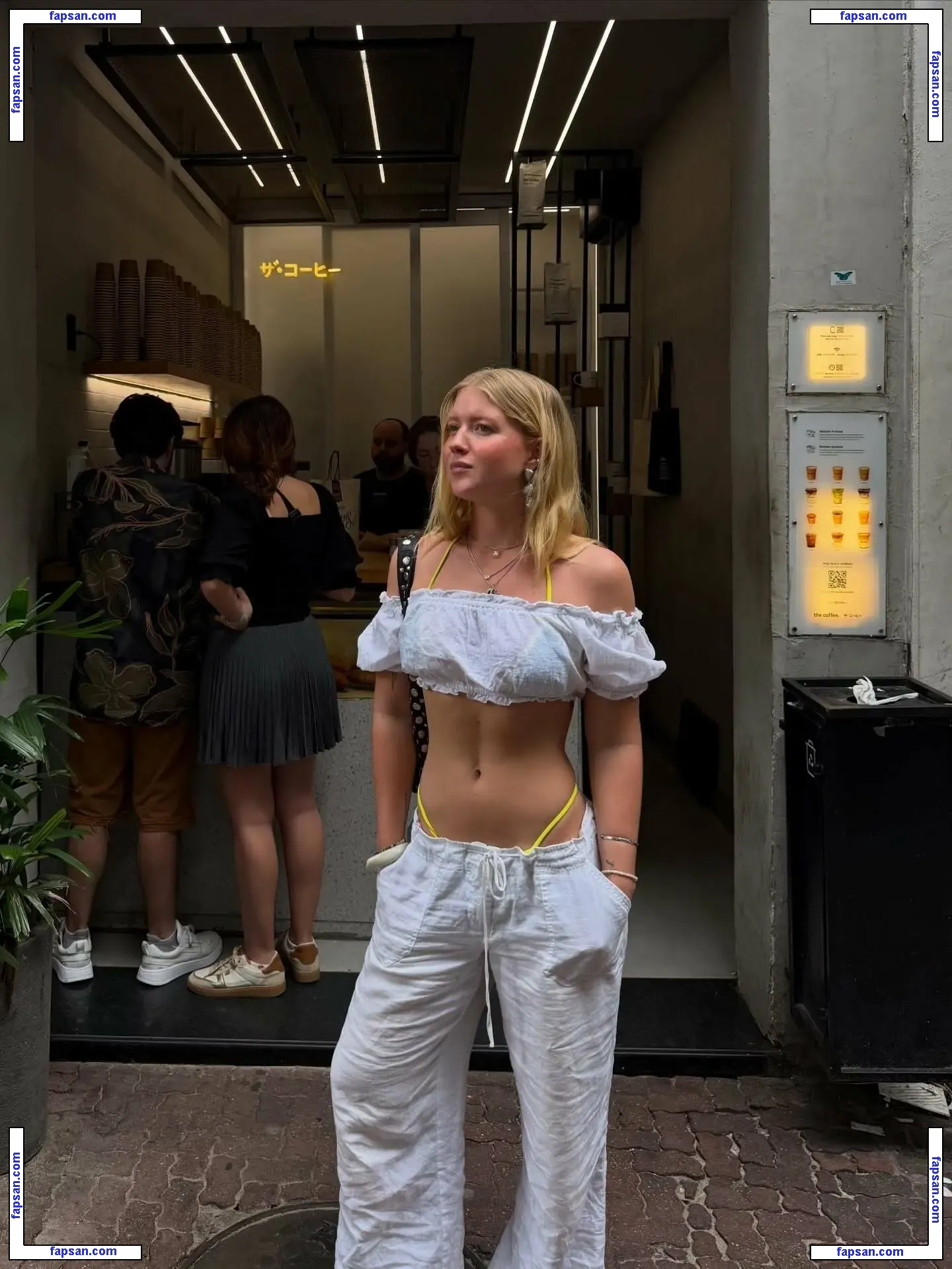 Maja Aleonie голая фото #0014 с Онлифанс