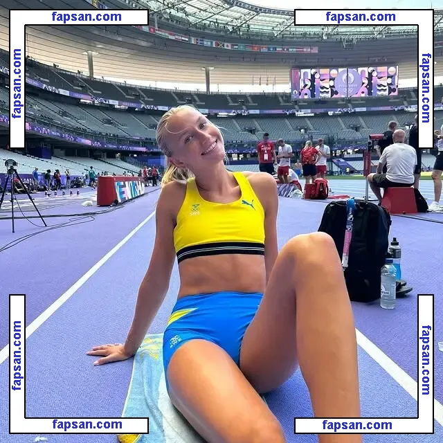 Maja Askag nude photo #0002 from OnlyFans