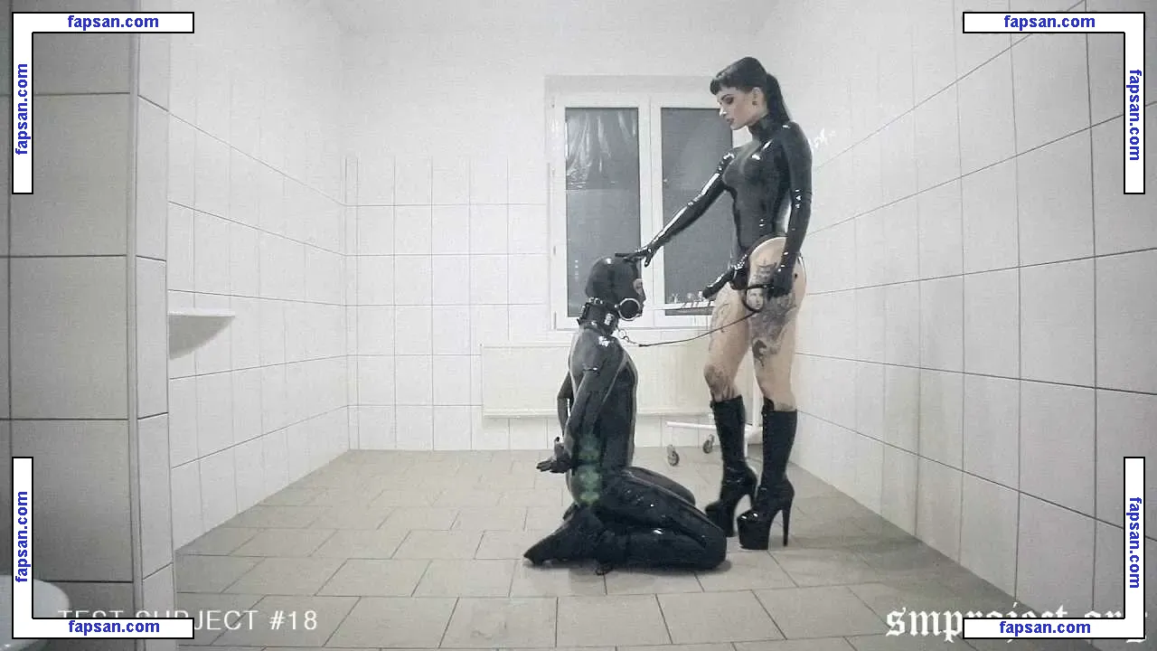 Majkelina Cat nude photo #0001 from OnlyFans