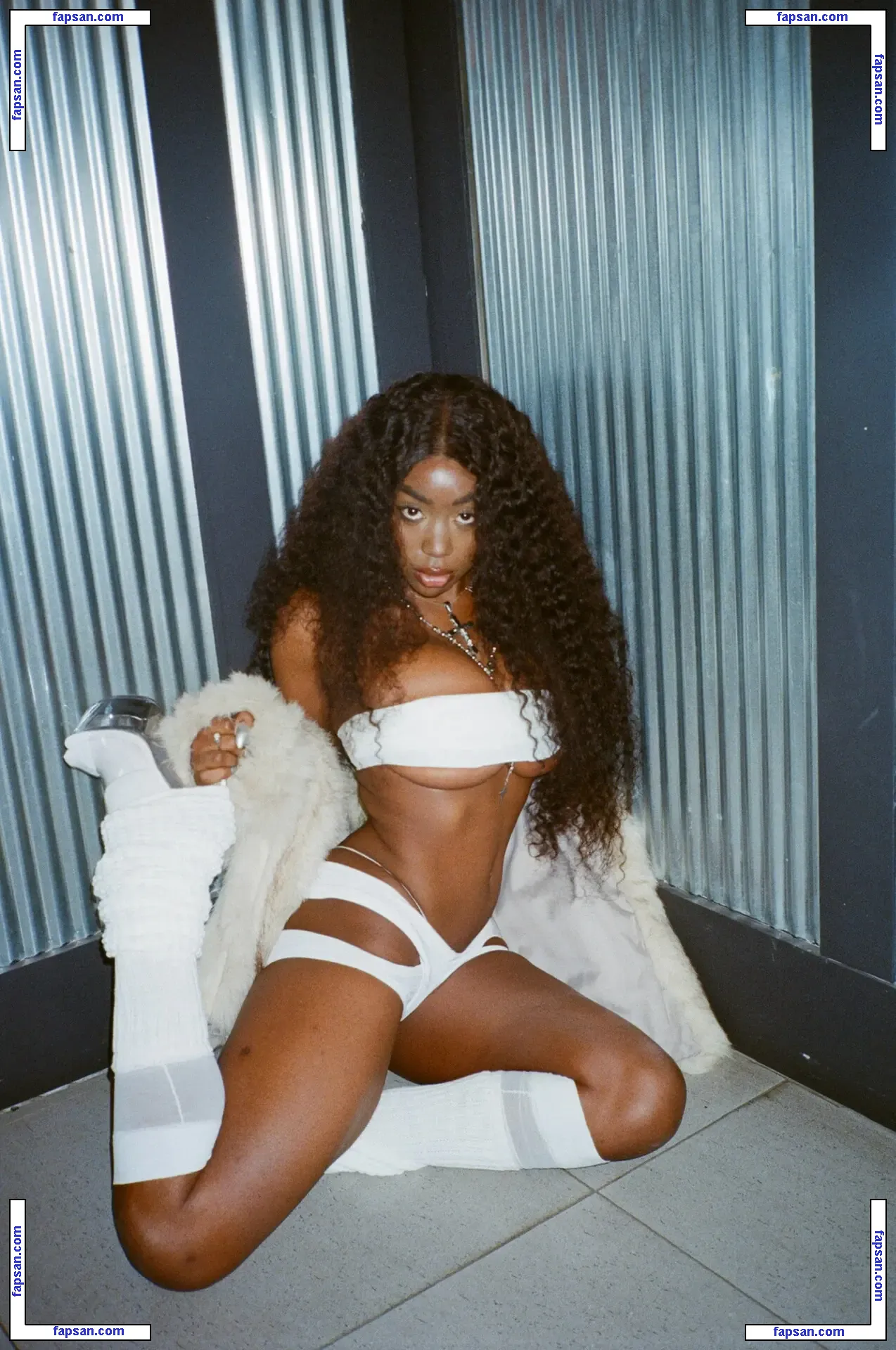 Majormommyissues nude photo #0168 from OnlyFans