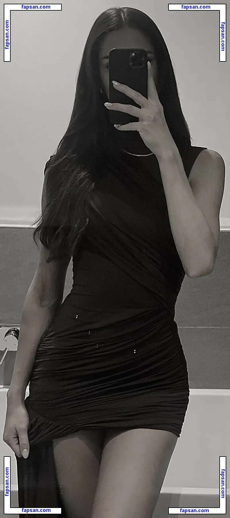 Makensie Henderson nude photo #0007 from OnlyFans