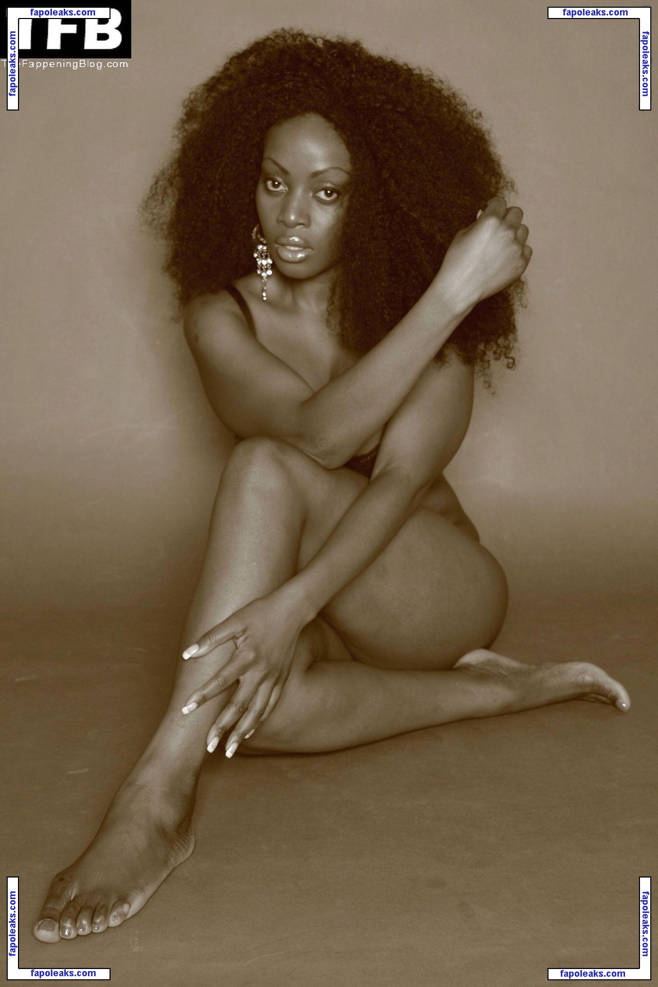 Makosi Musambasi nude photo #0021 from OnlyFans