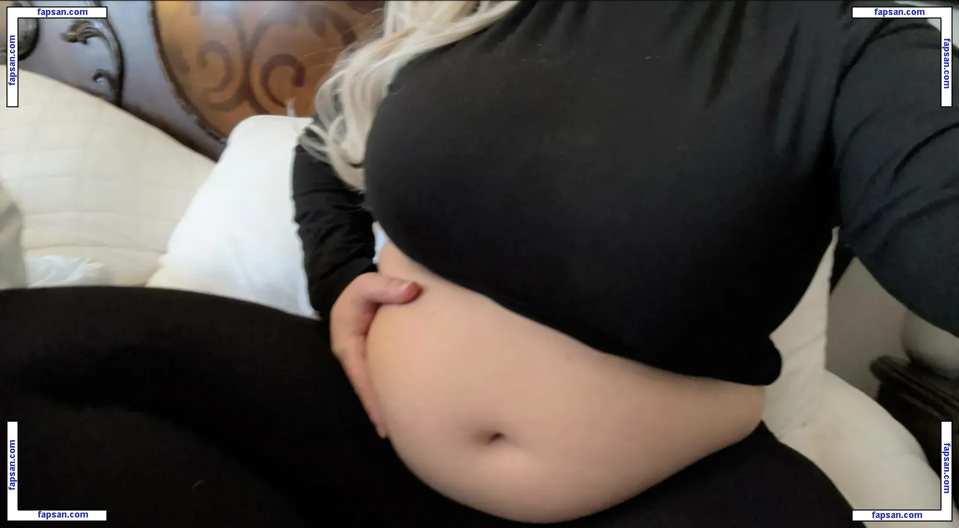 Mal Malloy голая фото #0348 с Онлифанс