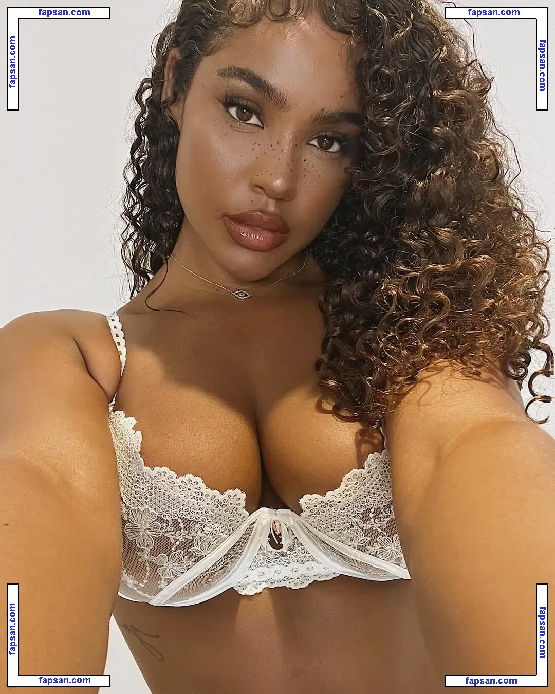 Malaika Terry nude photo #0345 from OnlyFans