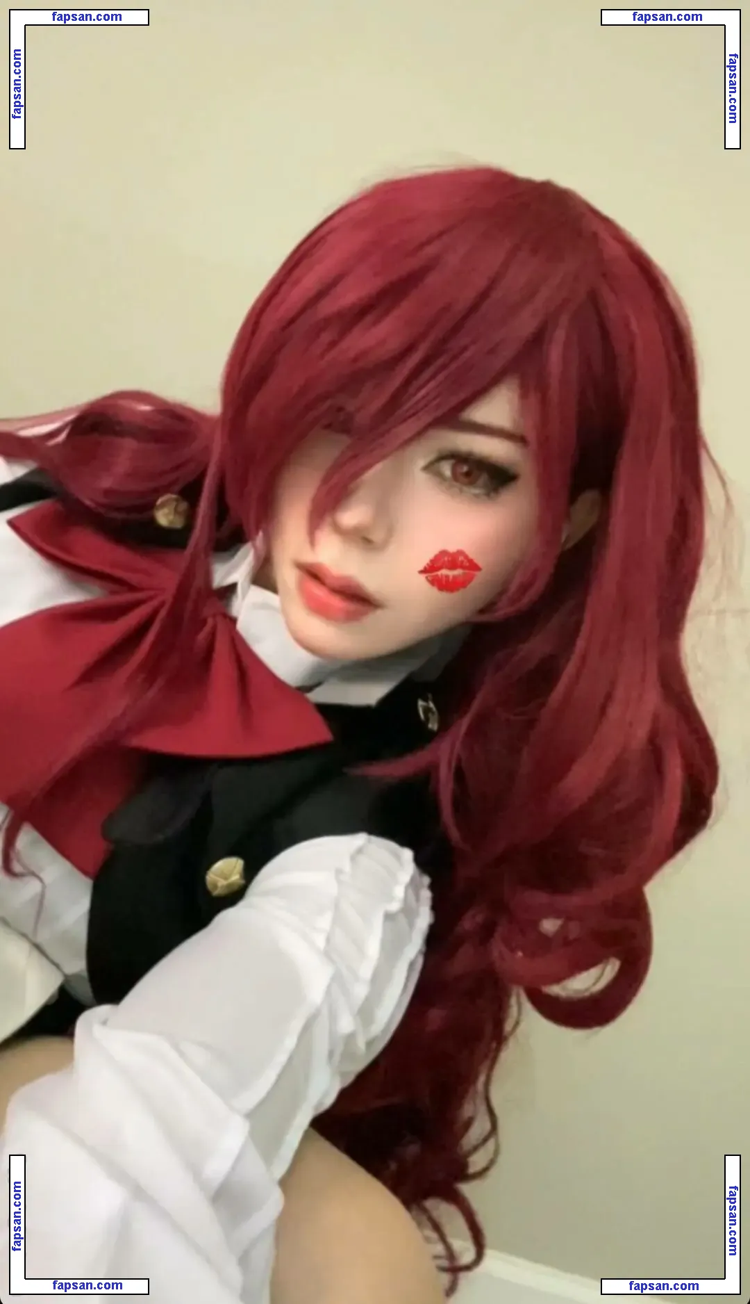 malamuuse голая фото #0017 с Онлифанс