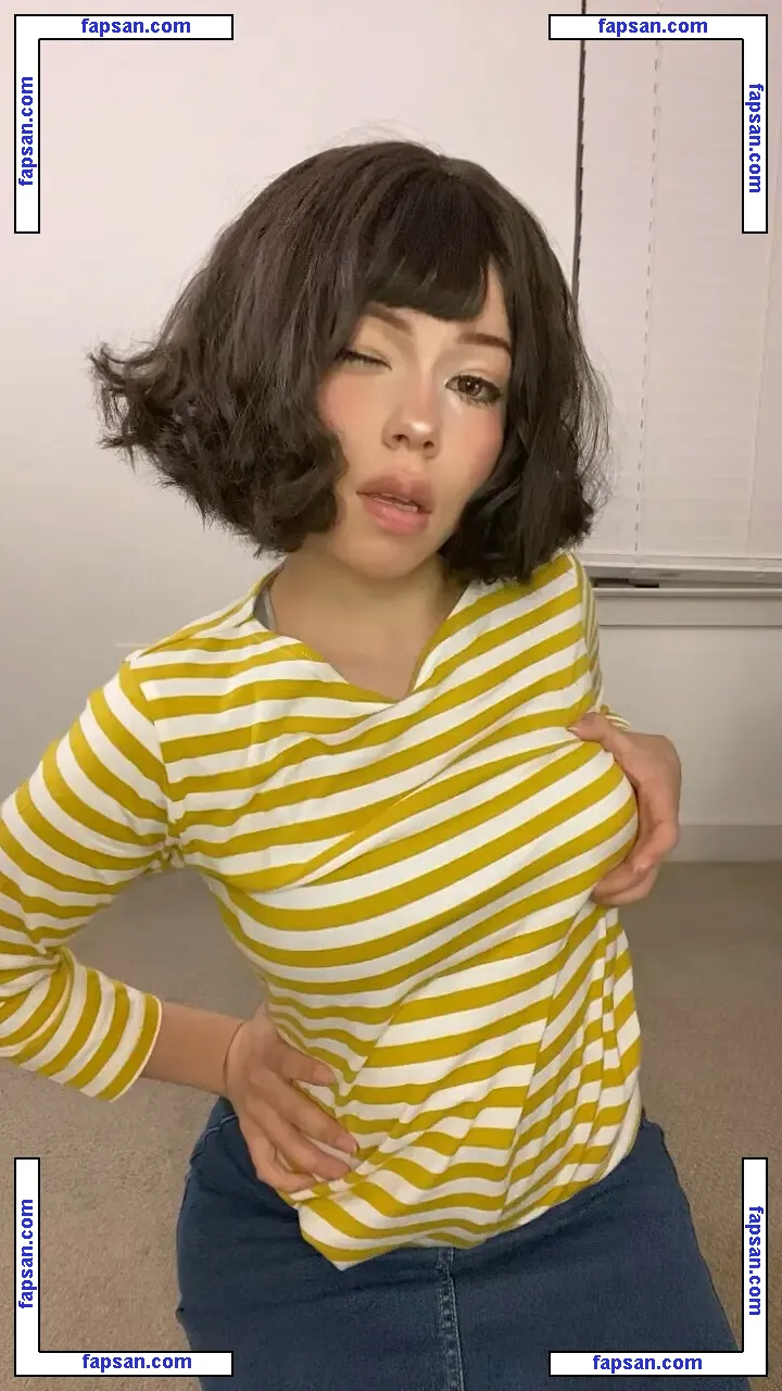 malamuuse голая фото #0047 с Онлифанс