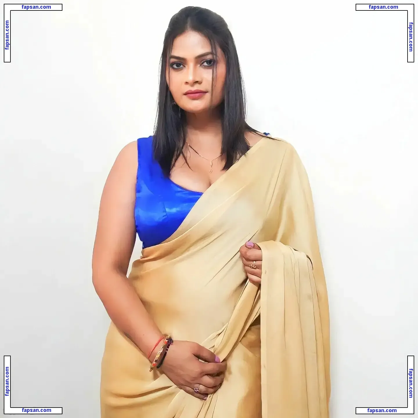 Malavika Tomar nude photo #0005 from OnlyFans