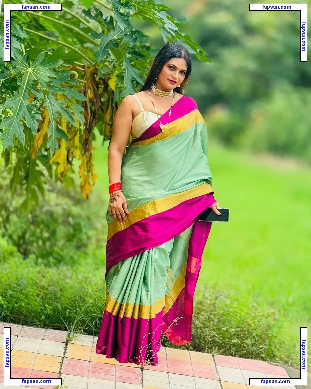 Malavika Tomar nude photo #0010 from OnlyFans