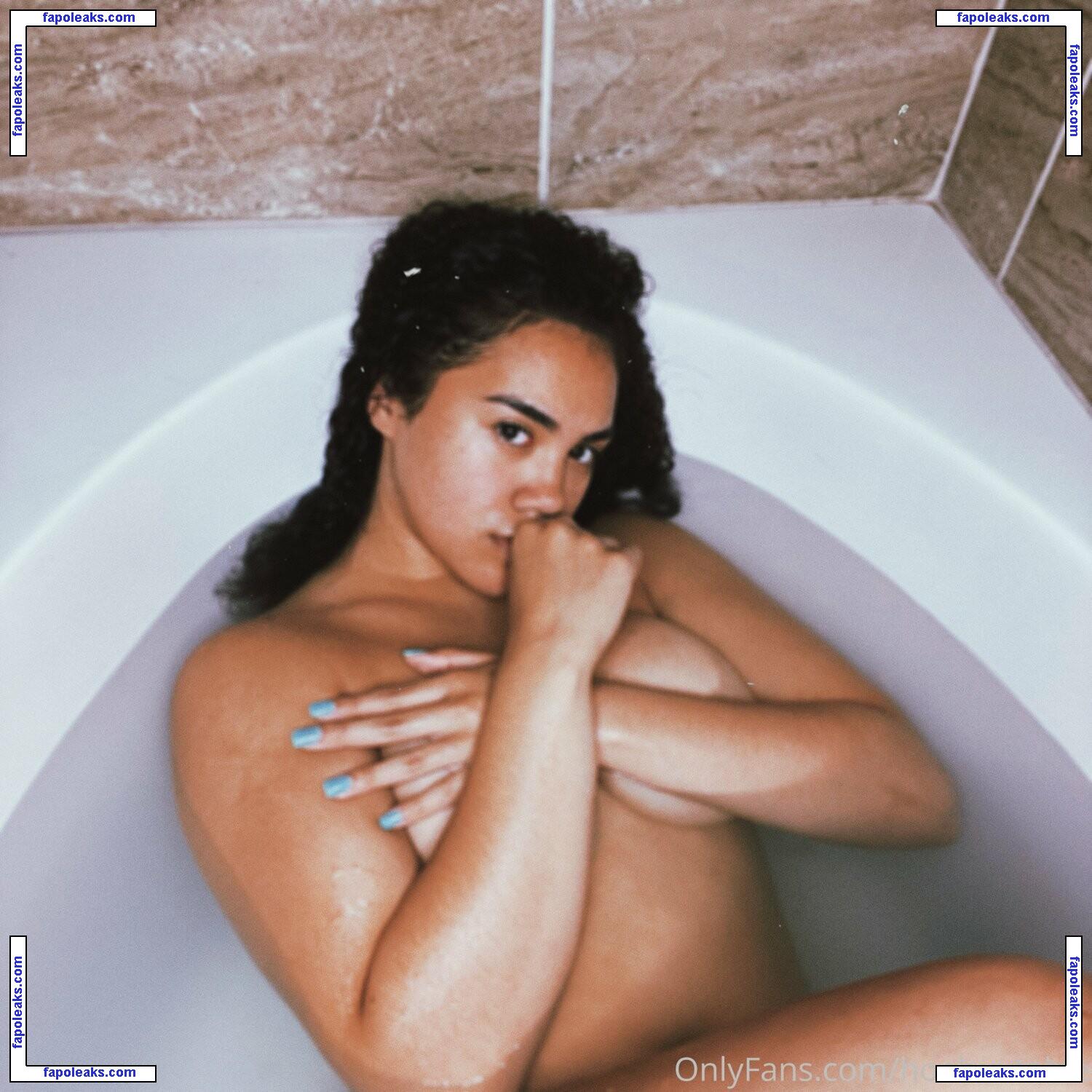 Malaya / babymalaya / malayatinab nude photo #0014 from OnlyFans