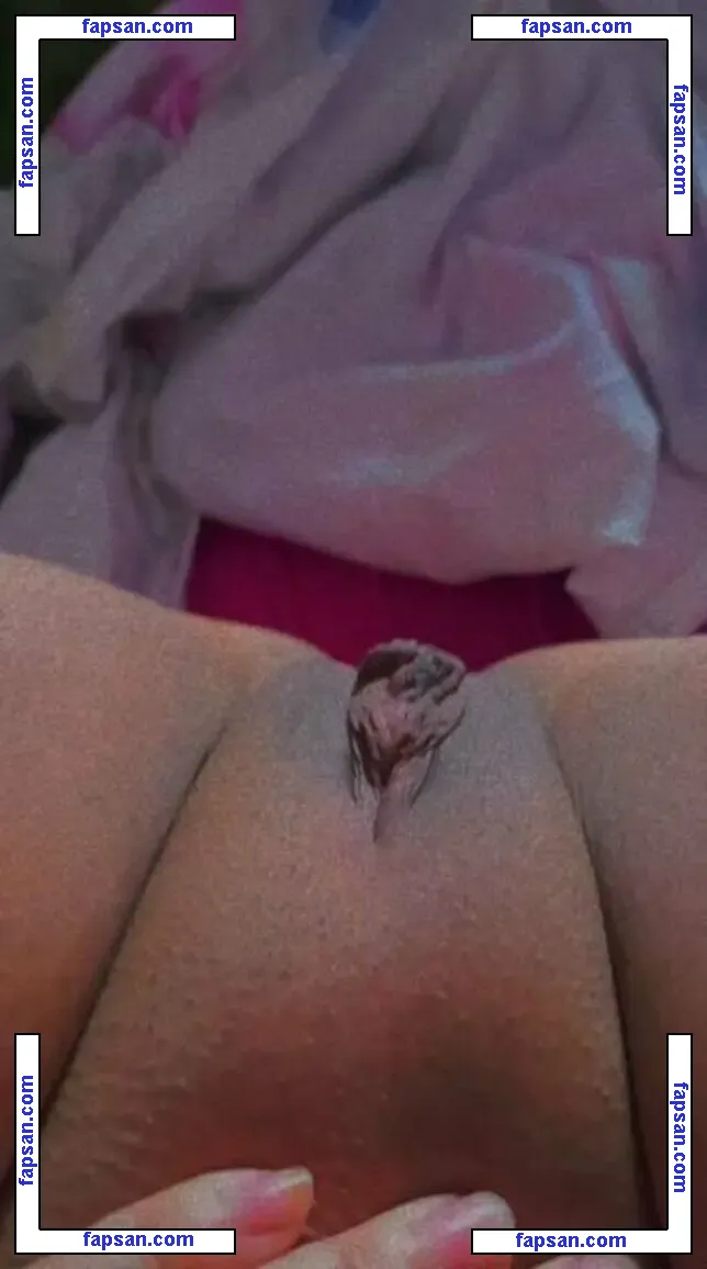 malditakoneja голая фото #0008 с Онлифанс