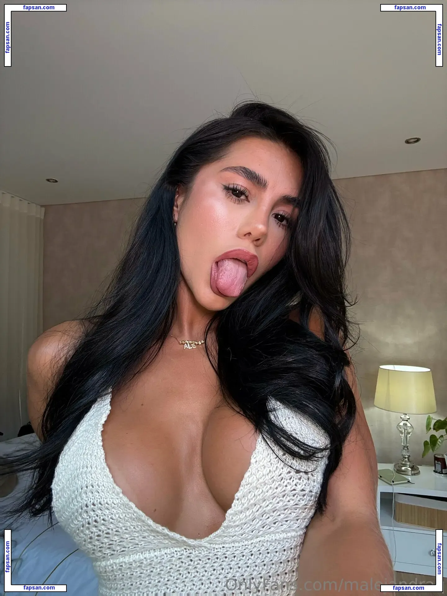 Malejandraq nude photo #0168 from OnlyFans