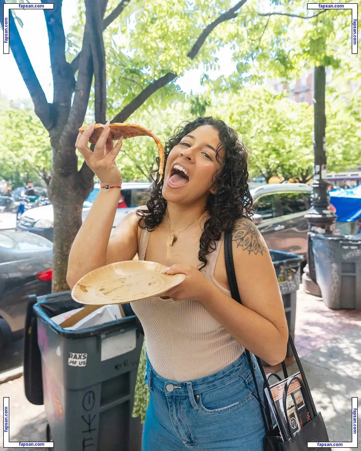 Maleni Cruz nude photo #0107 from OnlyFans