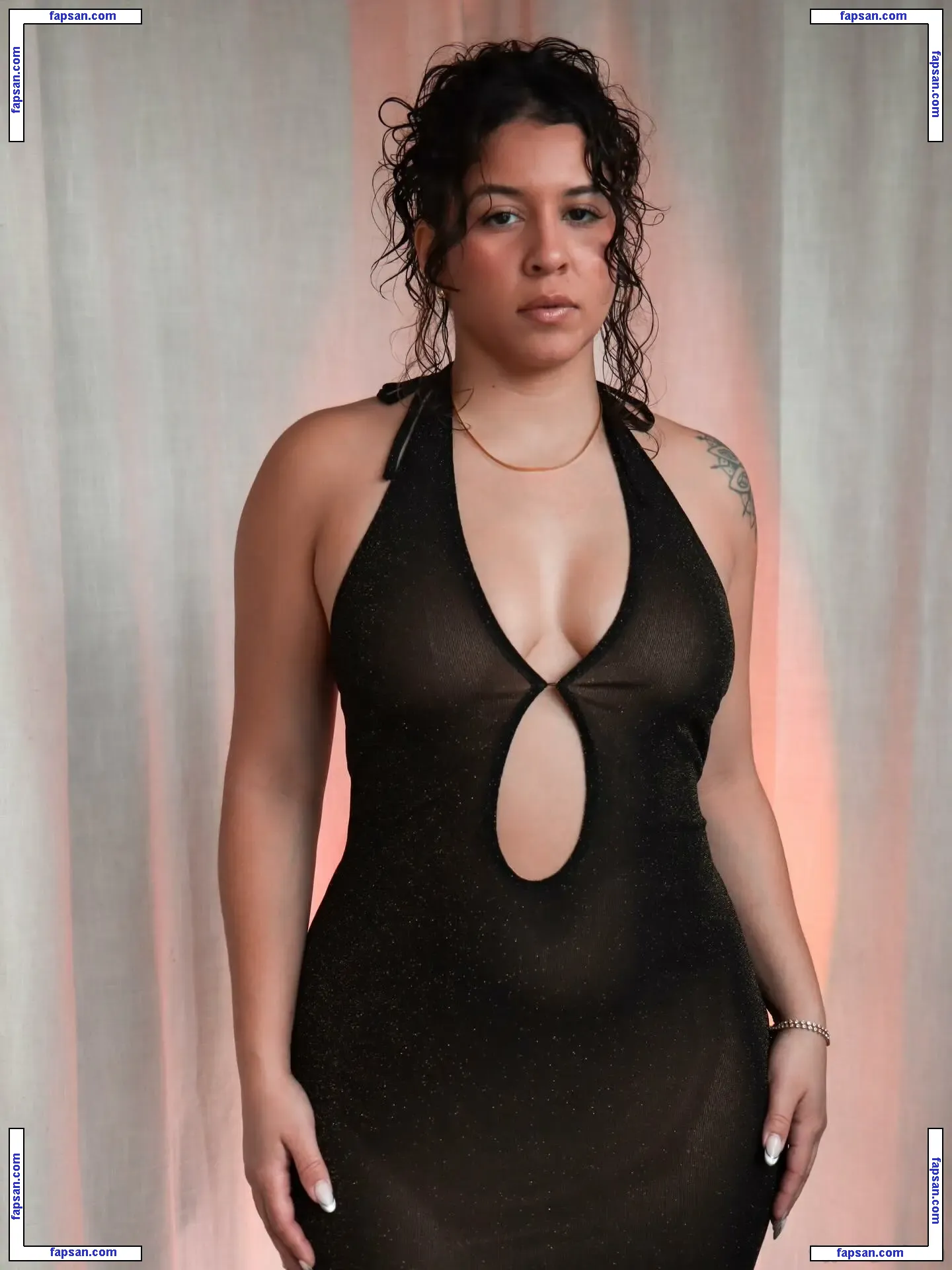 Maleni Cruz nude photo #0111 from OnlyFans