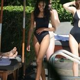 Malia Obama nude #0004