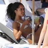 Malia Obama nude #0073