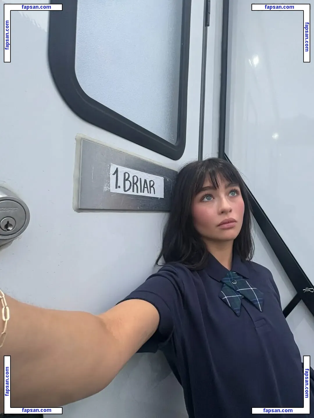 Malina Weissman голая фото #0143 с Онлифанс